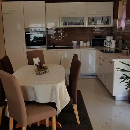 Filip Appartement *