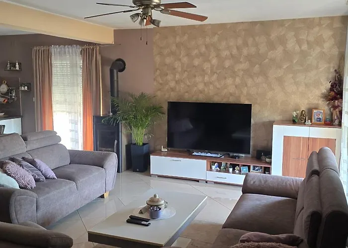 Filip Apartment *